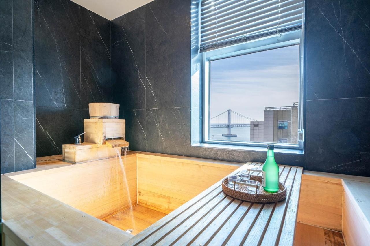 Gwanganli The Club Hotel ปูซาน ภายนอก รูปภาพ